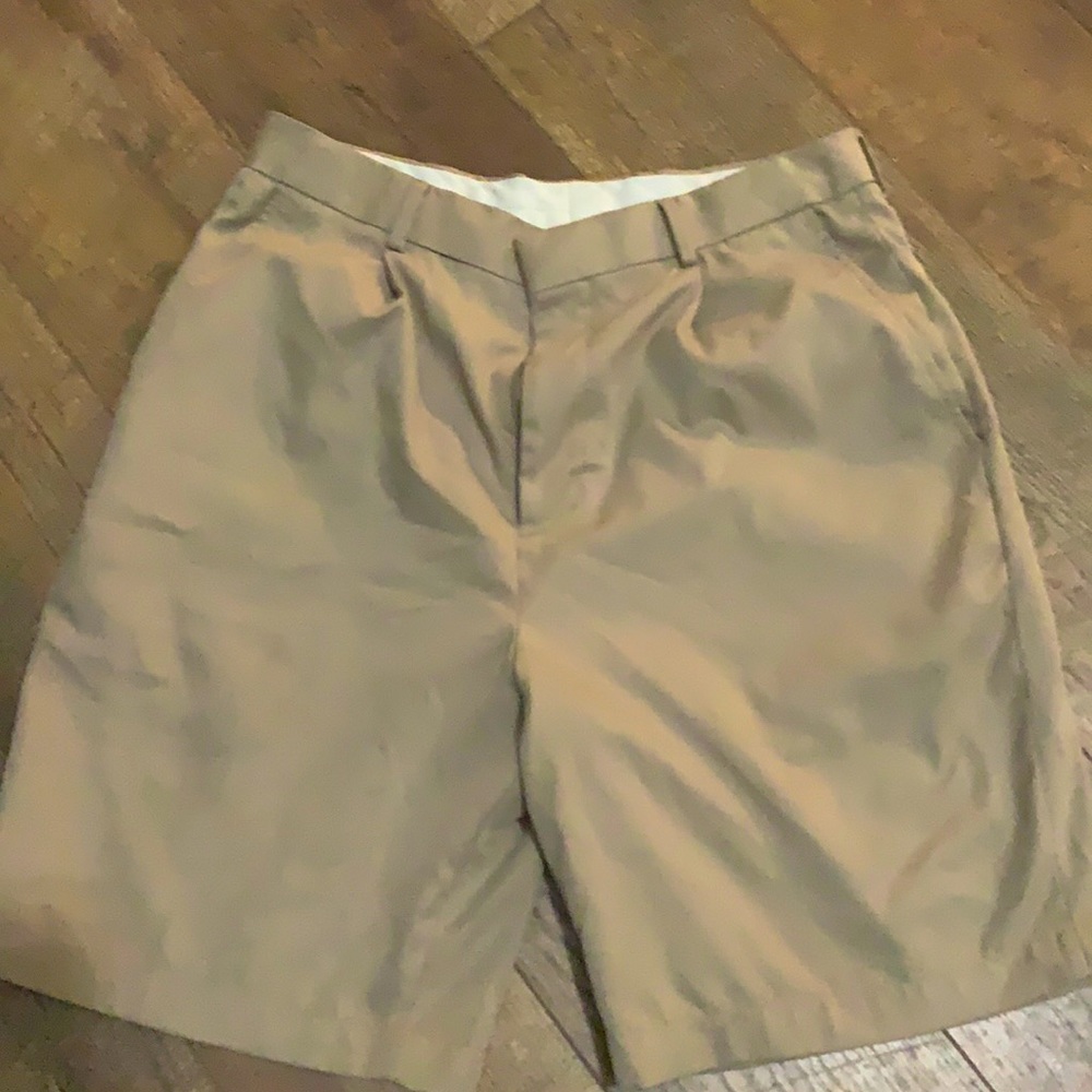 Walter Hagen golfing shorts men’s size 32